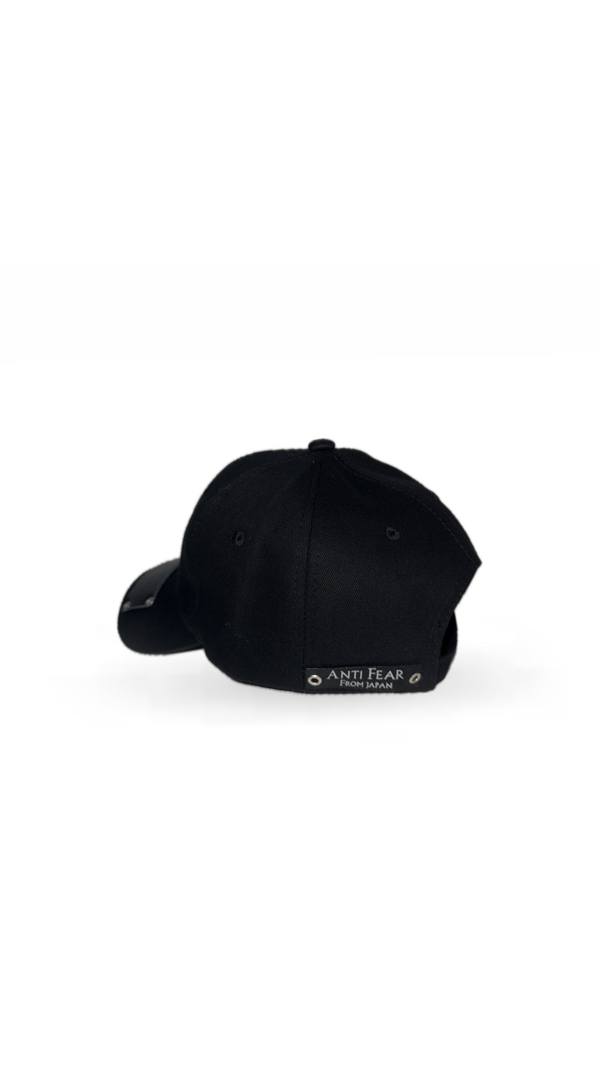 LEATHER POST CAP